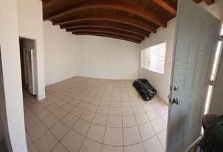 44832 Gadsden Ave in Lancaster, CA - Building Photo - Building Photo