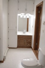 27 Gardenia Dr in Beverly, WV - Foto de edificio - Building Photo