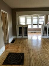 1100 Center St. in New Ulm, MN - Foto de edificio - Building Photo