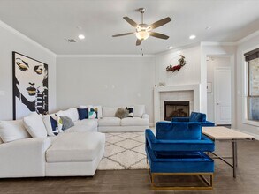 2419 Portwood Way in Fort Worth, TX - Building Photo - Building Photo