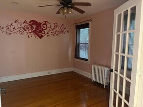520 5th Ave, Unit 2 in New Hyde Park, NY - Building Photo - Building Photo
