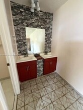 3112 SW 17th St in Miami, FL - Foto de edificio - Building Photo