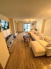 213 69th St in Guttenberg, NJ - Building Photo - Building Photo