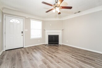 1569 Dillard Rd in Stone Mountain, GA - Building Photo - Building Photo