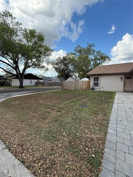 4413 Ridgeline Cir in Tampa, FL - Building Photo - Building Photo