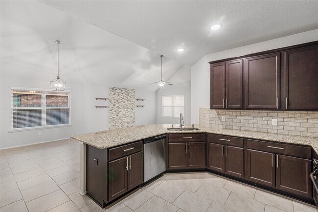 4523 Stolz Trail in Katy, TX - Building Photo - Building Photo