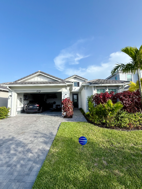 15174 Courtland Ct in Westlake, FL - Building Photo
