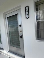179 Berkshire I in West Palm Beach, FL - Building Photo