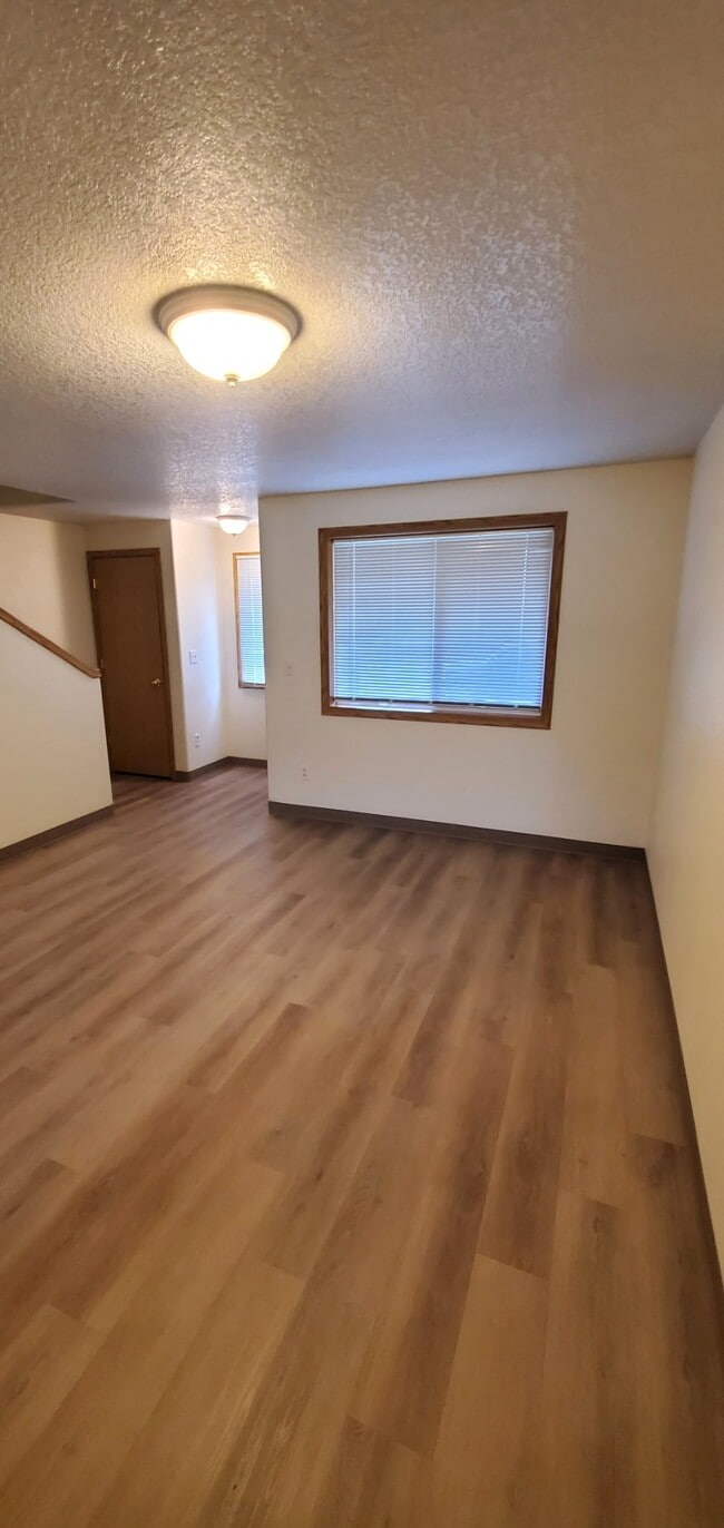 825 Maple St in Longview, WA - Building Photo - Building Photo