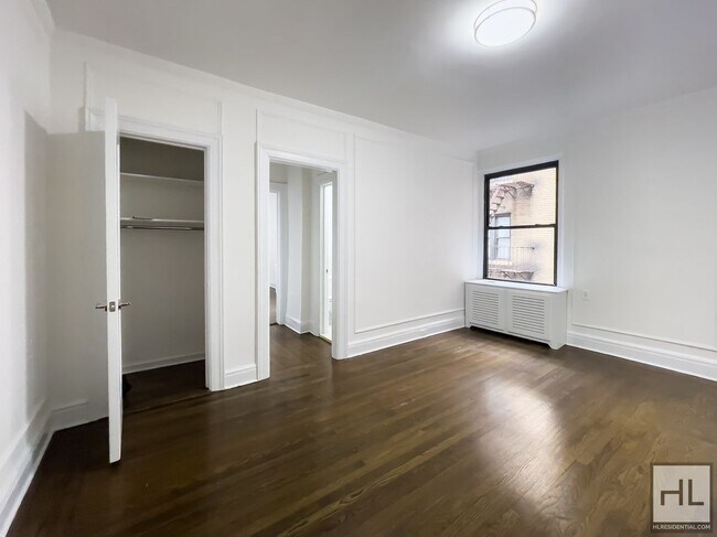 GORGEOUS West Village 1 Bedroom!! in New York, NY - Building Photo - Building Photo