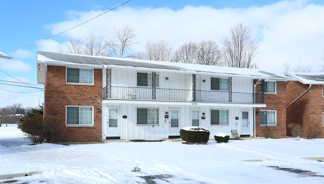 Devonshire Courts (921) in Columbus, OH - Foto de edificio - Building Photo