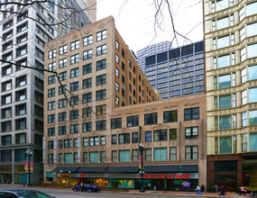 20 N State St in Chicago, IL - Building Photo - Building Photo