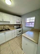 1855 W 60th St in Hialeah, FL - Building Photo - Building Photo