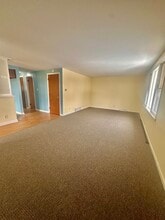 48 S Bellevue Ave, Unit 2 in Depew, NY - Building Photo - Building Photo