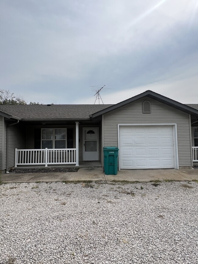 property at 420 S Mansion St