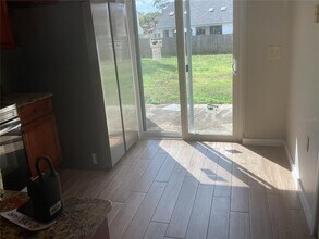 2734 Coral Reef Dr in Orlando, FL - Building Photo - Building Photo