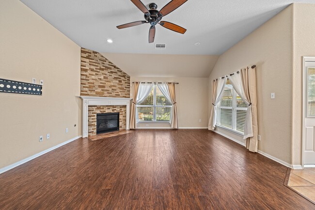 property at 13914 Juniper Bend Ln