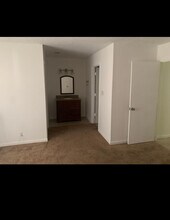 923 Lisbon Ave SE in Rio Rancho, NM - Building Photo - Building Photo