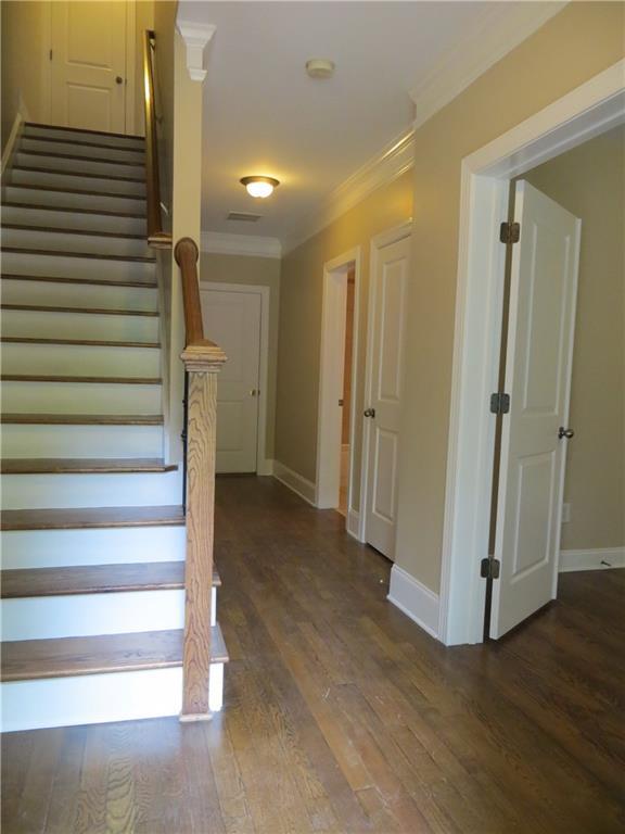 131 W Ridge Way in Roswell, GA - Building Photo - Building Photo