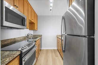 1 Kelton Ct in Oakland, CA - Building Photo - Building Photo