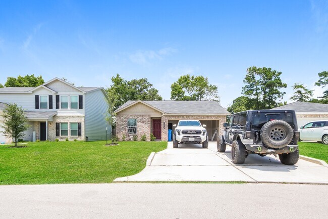 property at 15629 Del Norte Dr