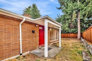 3602 NE 75th St in Seattle, WA - Building Photo