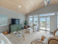 957 Tower Ct in Topsail Beach, NC - Building Photo - Building Photo