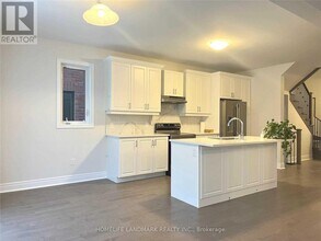 19 Yarl Dr in Markham, ON - Building Photo - Building Photo