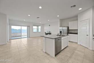 38180 W Amalfi Ave in Maricopa, AZ - Building Photo - Building Photo