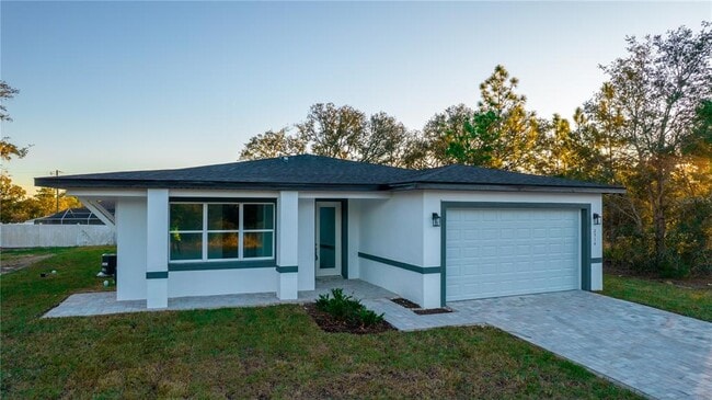 property at 2514 W Lawrence Ct