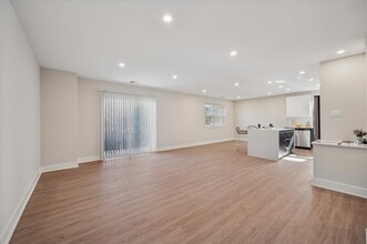 20 Haws Ln in Flourtown, PA - Building Photo - Building Photo