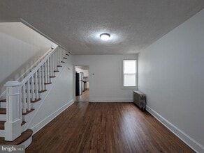 828 Jefferson Ave in Bristol, PA - Building Photo - Building Photo