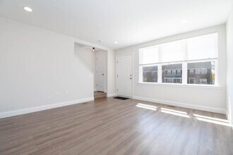 806 Benninghaus Rd in Baltimore, MD - Building Photo - Building Photo