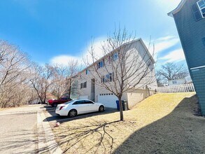 6 City View Ln in St. Paul, MN - Building Photo - Building Photo
