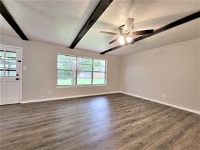 17303 Fife Ln in Webster, TX - Building Photo - Building Photo