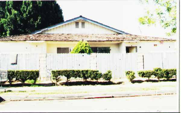 3154 Garnet Ln in Fullerton, CA - Building Photo