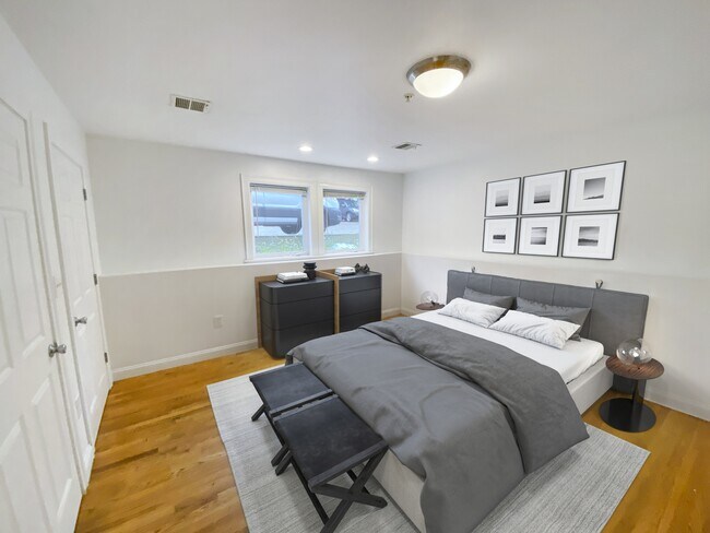 14 Notre Dame St, Unit 1 in Boston, MA - Building Photo - Building Photo