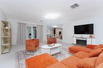 5419 NE 22nd Ave in Fort Lauderdale, FL - Building Photo - Building Photo