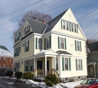 255 Liberty St in Lowell, MA - Building Photo