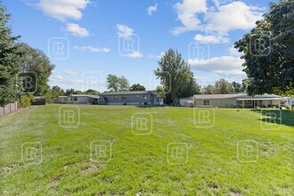 7800 E Alki Ave in Spokane Valley, WA - Building Photo - Building Photo