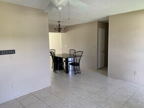 273 NE Ardsley Dr in Port St. Lucie, FL - Building Photo - Building Photo