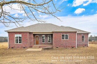 330 Ellis Stewart Ln in Cameron, NC - Building Photo - Building Photo