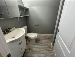 59 Linden St in Whitman, MA - Building Photo - Building Photo