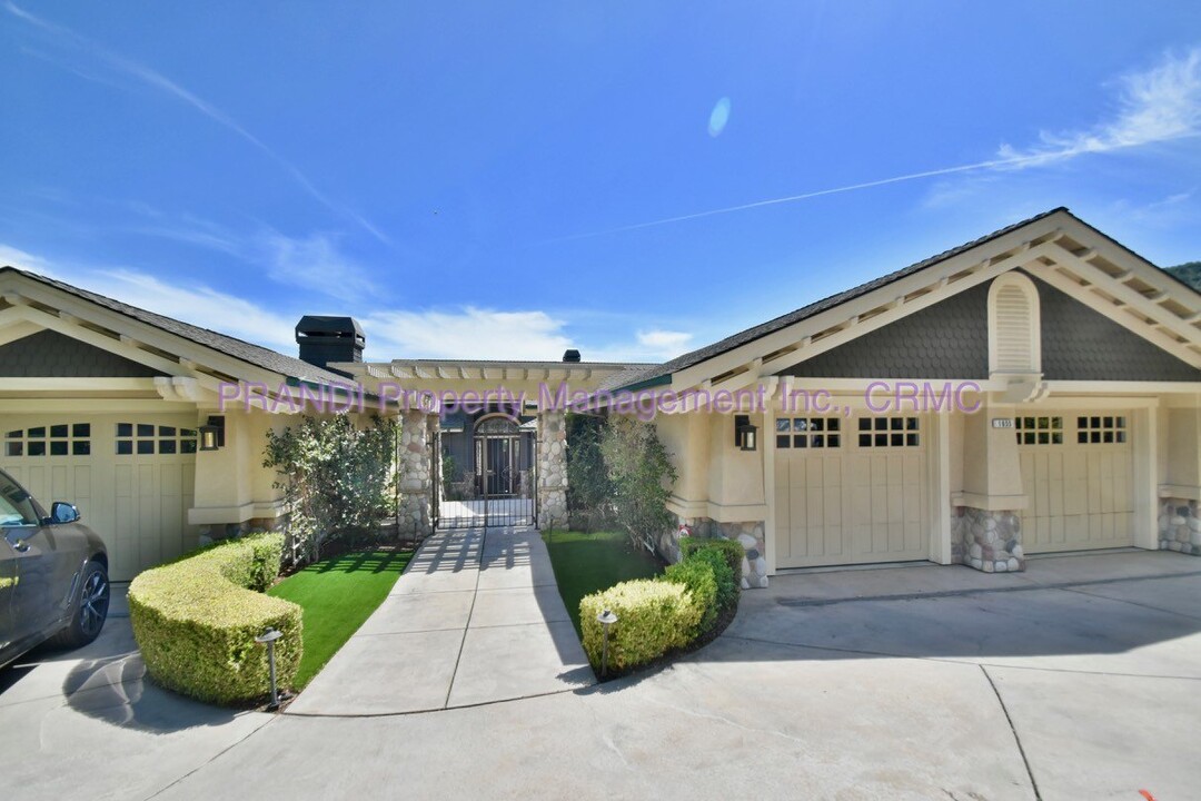 1655 Grand Ave in San Rafael, CA - Building Photo
