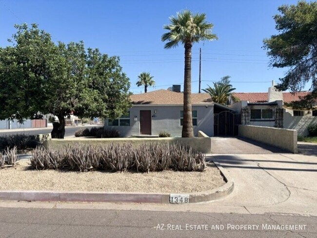 property at 1348 W Lynwood St