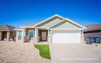 2014 Kenwood Ave in Lubbock, TX - Building Photo - Building Photo