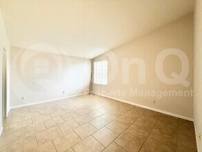2718 E Bighorn Ave in Phoenix, AZ - Building Photo - Building Photo