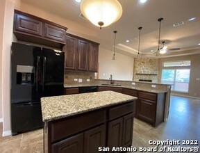 15614 Glenn Ln in Selma, TX - Building Photo - Building Photo