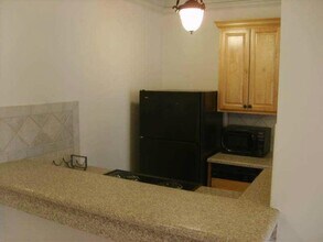 120 Ralph McGill Blvd NE in Atlanta, GA - Building Photo - Building Photo