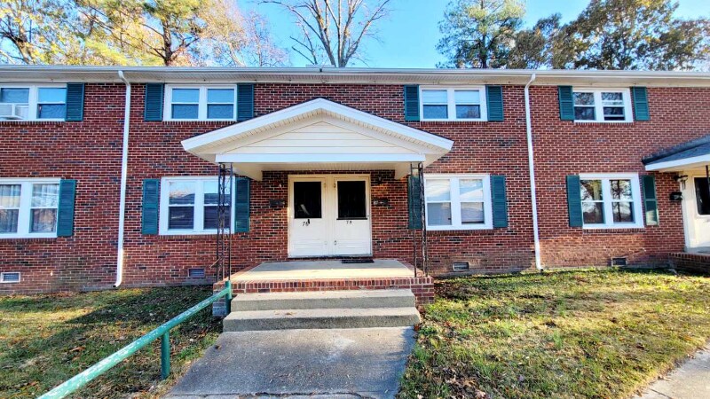 2604 Wayside Dr in Richmond, VA - Foto de edificio